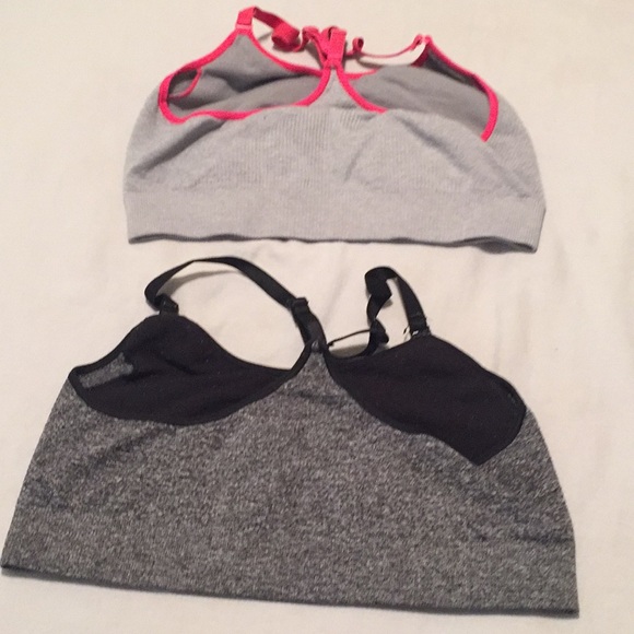 2 champion brand sports bras - Picture 3 of 4